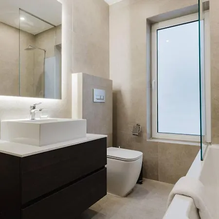 Clover Leaf B 01 By Homely Malta! Апартаменты Сент-Полс-Бей