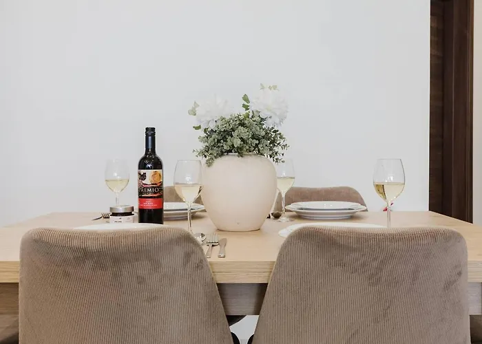 Clover Leaf B 01 By Homely Malta! Διαμέρισμα