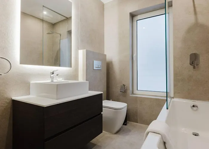 Clover Leaf B 01 By Homely Malta! Διαμέρισμα Σεντ Πόλς Μπέι