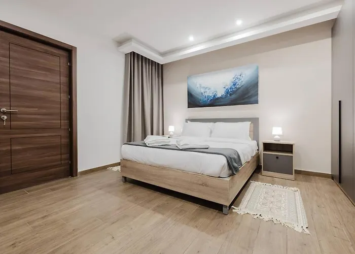 Clover Leaf B 01 By Homely Malta! *