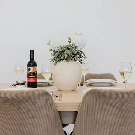 Clover Leaf B 01 By Homely Malta! Apartament